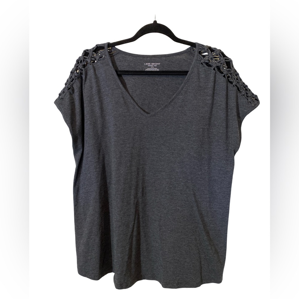Lane Bryant swing tee with crochet detail on sleeves, gray, size 14/16, V neck